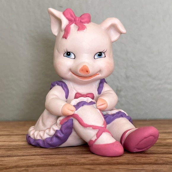 EUC - Bronson Collection Vintage 1994 BC Ballerina Girl Pig Figurine - Picture 1 of 6